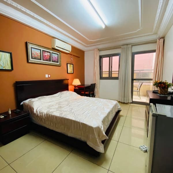 CHAMBRE MODERNE EN CENTRE-VILLE