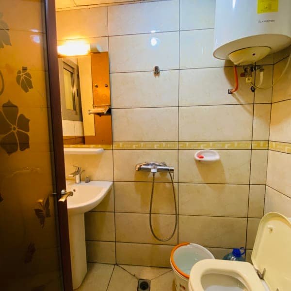 CHAMBRE MODERNE EN CENTRE-VILLE